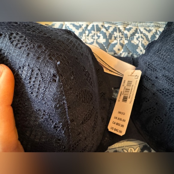 VS Lined Demi Bra - Picture 4 of 5